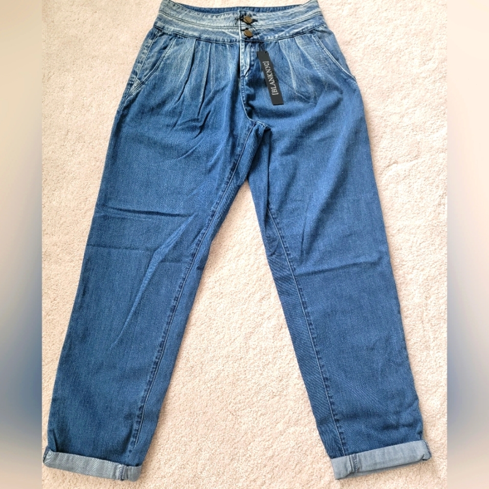 NWT! Blank NYC Pleated Jeans 26